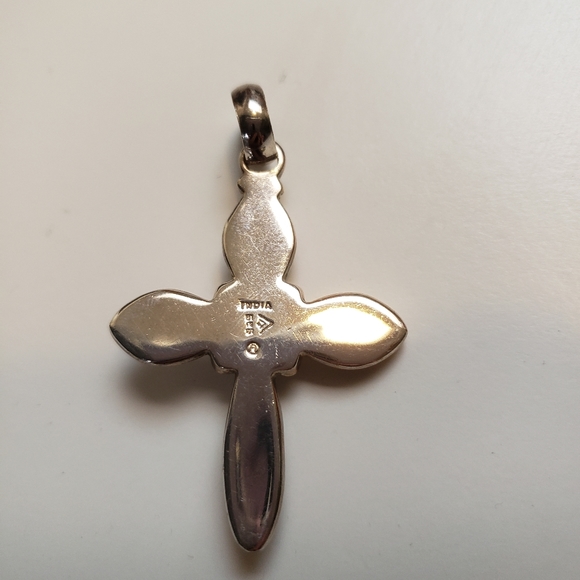 Silpada cross and pearl pendant - Picture 2 of 3